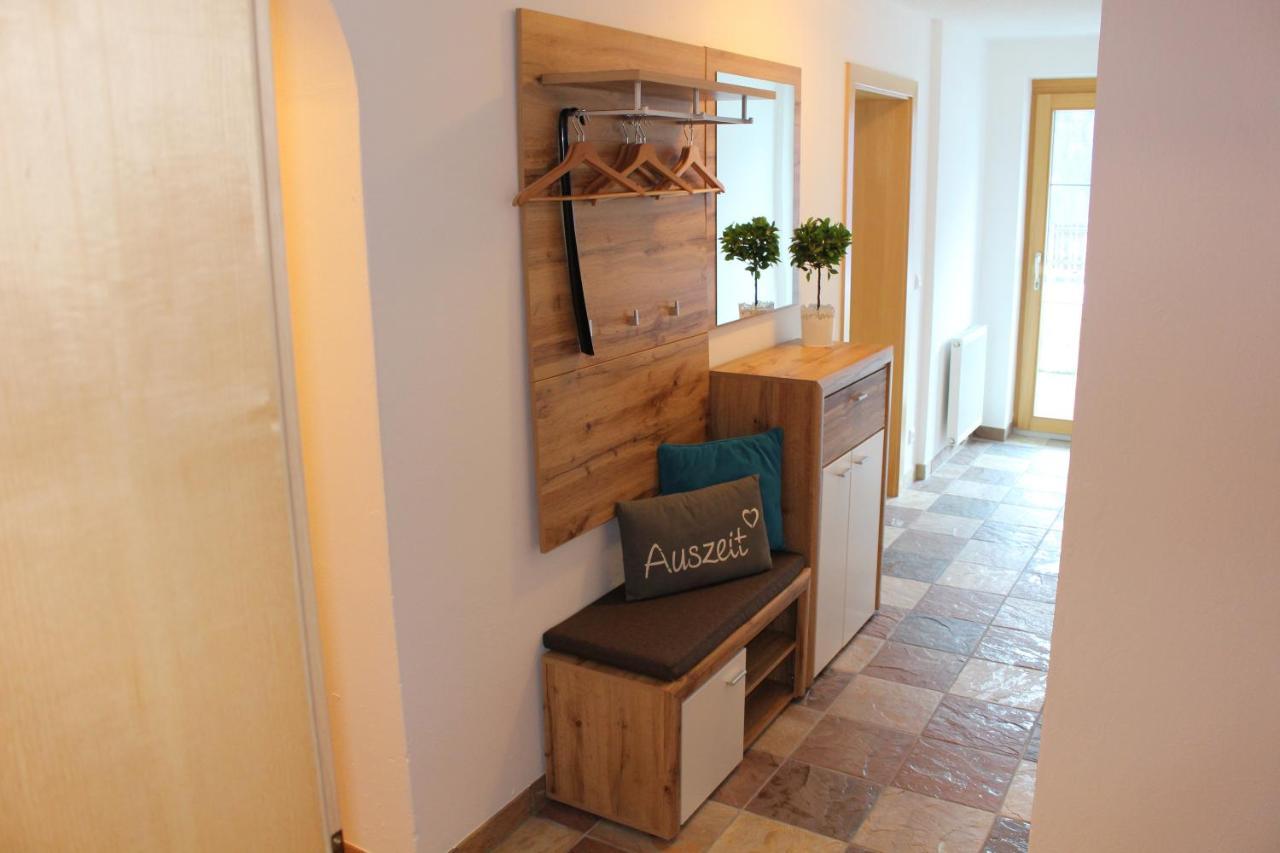 Ferienwohnung Auszeit Stubai Fulpmes Bagian luar foto